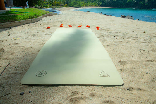 Why Choose an Eco-Friendly Yoga Mat - Alerse