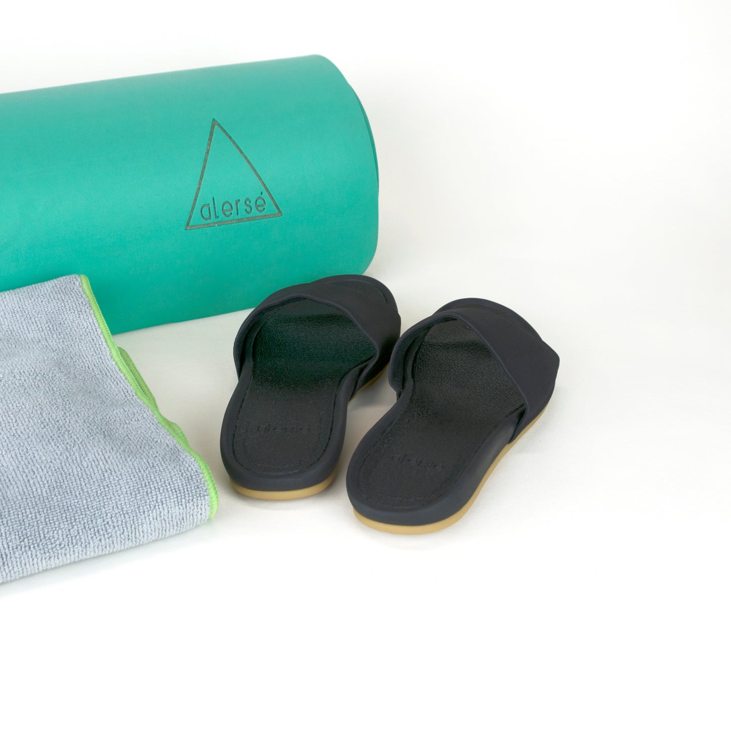 World's First Yoga Sandals - Alerse